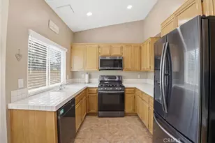 1087 Mission Grove, Riverside, CA 92506 - Photo 14