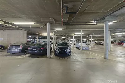 1119 Albany #325, Los Angeles, CA 90015 - Photo 30