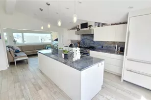 417 E Balboa Blvd, Newport Beach, CA 92661 - Photo 36