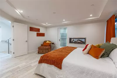 417 E Balboa Boulevard, Newport Beach, CA 92661 - Photo 50
