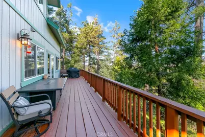 24622 Bernard, Crestline, CA 92325 - Photo 10