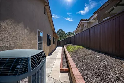 2125 Tehachapi, Corona, CA 92879 - Photo 20