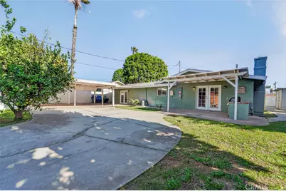 11633 Balboa, Granada Hills, CA 91344 - Photo 30