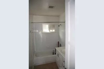 135 Del Mar, Costa Mesa, CA 92627 - Photo 8