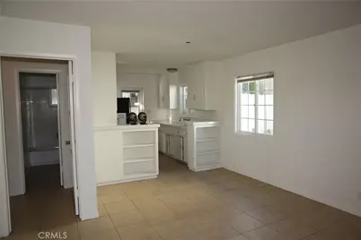 135 Del Mar, Costa Mesa, CA 92627 - Photo 2