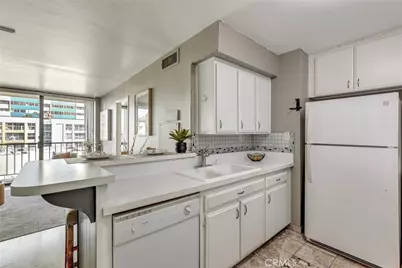 1750 E Ocean Boulevard #503, Long Beach, CA 90802 - Photo 12