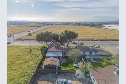 7977 Victoria Avenue, Highland, CA 92346 - Photo 4