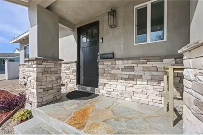 6003 Droxford, Lakewood, CA 90713 - Photo 2