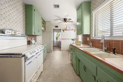 1836 W Southgate, Fullerton, CA 92833 - Photo 40