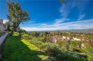 8047 E Sandstone Dr, Anaheim Hills, CA 92808 - Photo 48