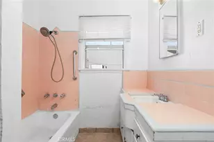 140 E 69th Way, Long Beach, CA 90805 - Photo 18