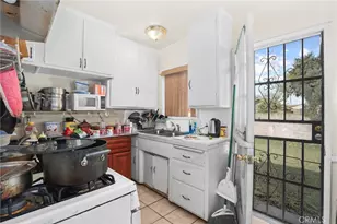 140 E 69th Way, Long Beach, CA 90805 - Photo 24