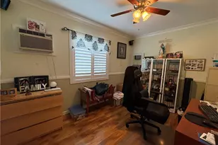 405 W 235th St, Carson, CA 90745 - Photo 18