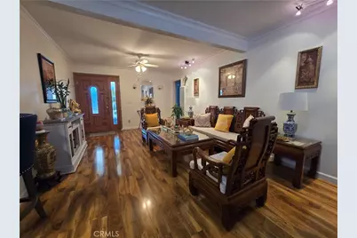 405 W 235th Street, Carson, CA 90745 - Photo 2