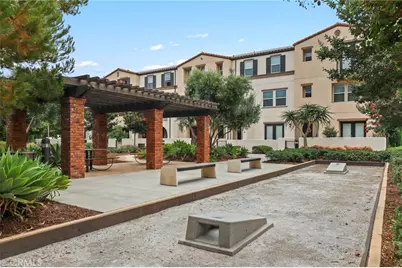 649 W Foothill Boulevard #2, Glendora, CA 91741 - Photo 28