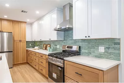 8048 Wentworth Street, Sunland, CA 91040 - Photo 4