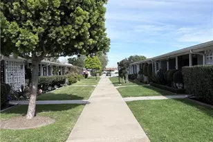 1680 Monterey Rd M2-10I, Seal Beach, CA 90740 - Photo 2