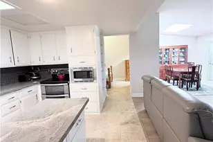 1680 Monterey Rd M2-10I, Seal Beach, CA 90740 - Photo 12