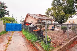 2623 W 30th, Los Angeles, CA 90018 - Photo 2