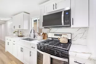 1450 W 35th Pl, Los Angeles, CA 90018 - Photo 14