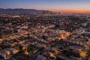 1450 W 35th Pl, Los Angeles, CA 90018 - Photo 50