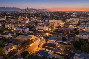 1450 W 35th Pl, Los Angeles, CA 90018 - Photo 60