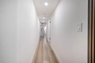 1450 W 35th Pl, Los Angeles, CA 90018 - Photo 24