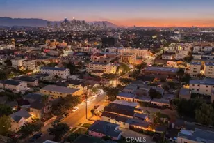 1450 W 35th Pl, Los Angeles, CA 90018 - Photo 32