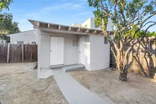 1450 W 35th Pl, Los Angeles, CA 90018 - Photo 54