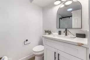 1450 W 35th Pl, Los Angeles, CA 90018 - Photo 14