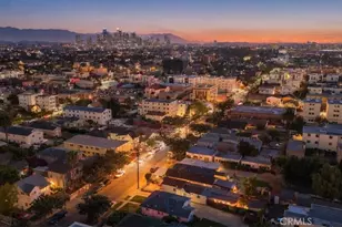 1450 W 35th Pl, Los Angeles, CA 90018 - Photo 52