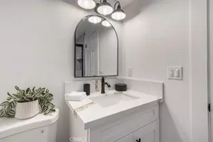 1450 W 35th Pl, Los Angeles, CA 90018 - Photo 28