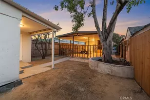 1450 W 35th Pl, Los Angeles, CA 90018 - Photo 38