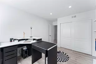 27088 Ironwood Dr, Laguna Hills, CA 92653 - Photo 34