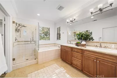 97 Rinaldi, Irvine, CA 92620 - Photo 20