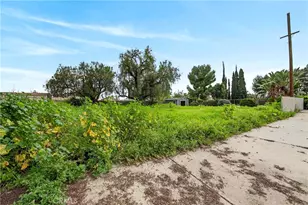 910 W Valencia Mesa, Fullerton, CA 92835 - Photo 18