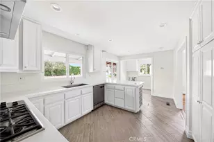 910 W Valencia Mesa, Fullerton, CA 92835 - Photo 30