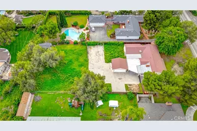 910 W Valencia Mesa, Fullerton, CA 92835 - Photo 2