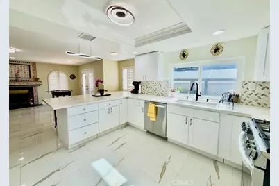 10452 Circulo De Juarez, Fountain Valley, CA 92708 - Photo 8