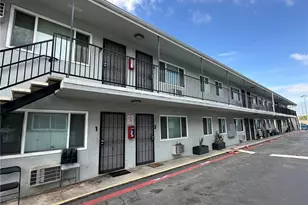 9545 Flower St, Bellflower, CA 90706 - Photo 2