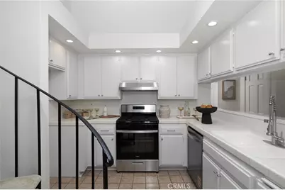 17202 Corbina Ln #202, Huntington Beach, CA 92649 - Photo 16