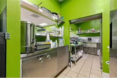 2010 W Lincoln Avenue, Anaheim, CA 92804 - Photo 26