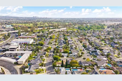 2836 Portola, Costa Mesa, CA 92626 - Photo 32