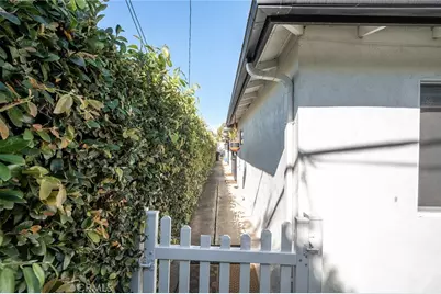 145 Avenida Pelayo, San Clemente, CA 92672 - Photo 26