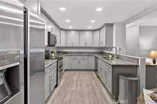 21372 Brookhurst, Huntington Beach, CA 92646 - Photo 10