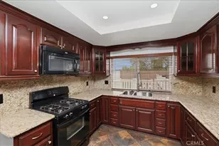 8286 Yearling Way, Jurupa Valley, CA 92509 - Photo 28