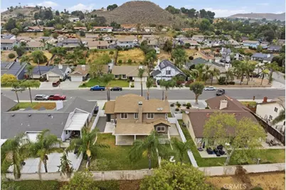 8286 Yearling Way, Jurupa, CA 92509 - Photo 12