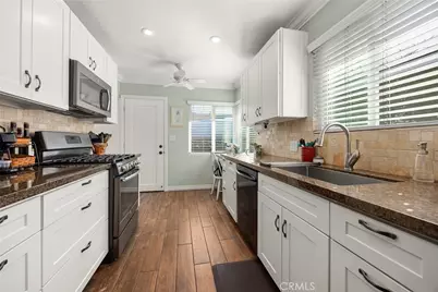 1632 S Songish St, Anaheim, CA 92804 - Photo 6