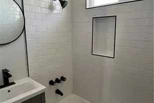 703 W Anaheim, Wilmington, CA 90744 - Photo 10