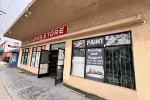 703 W Anaheim, Wilmington, CA 90744 - Photo 2